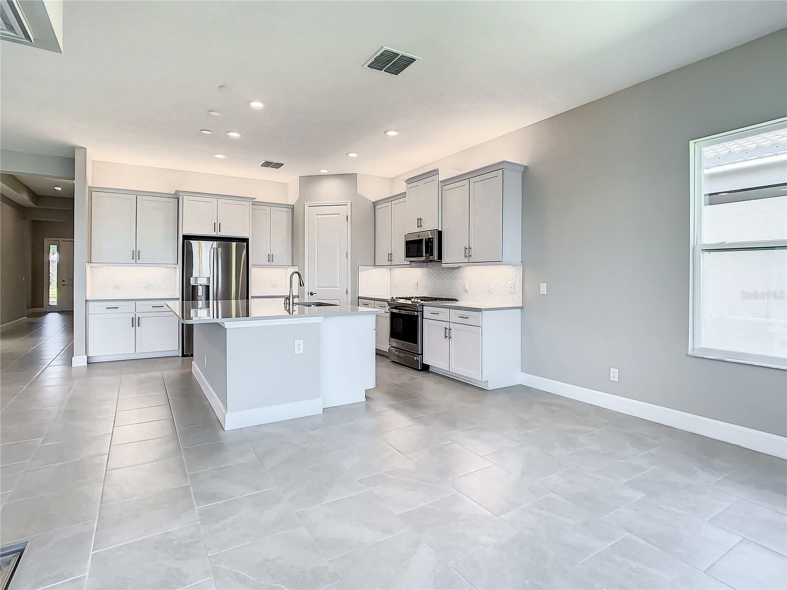 Image 4 of 65 For 4861 Sevilla Shores Drive