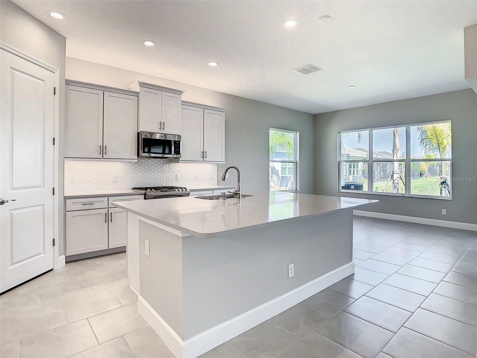 Image 5 of 65 For 4861 Sevilla Shores Drive