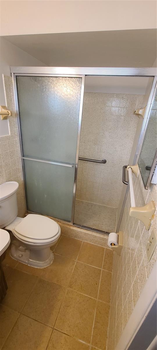 Image 17 of 23 For 9805 110th Lane
