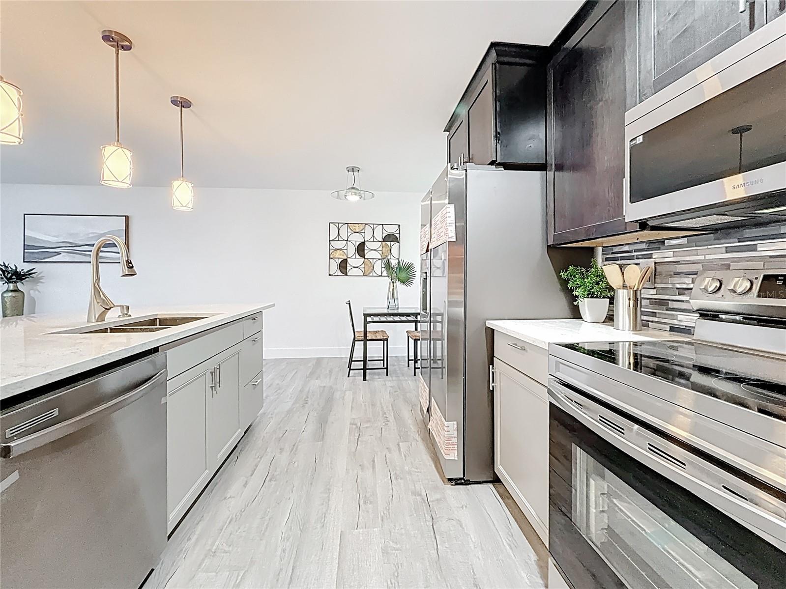 Image 15 of 65 For 7125 Shore Drive S