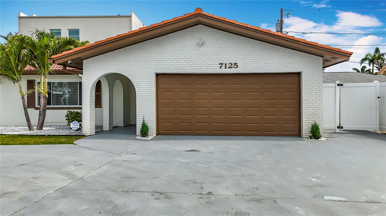 Image 2 of 65 For 7125 Shore Drive S