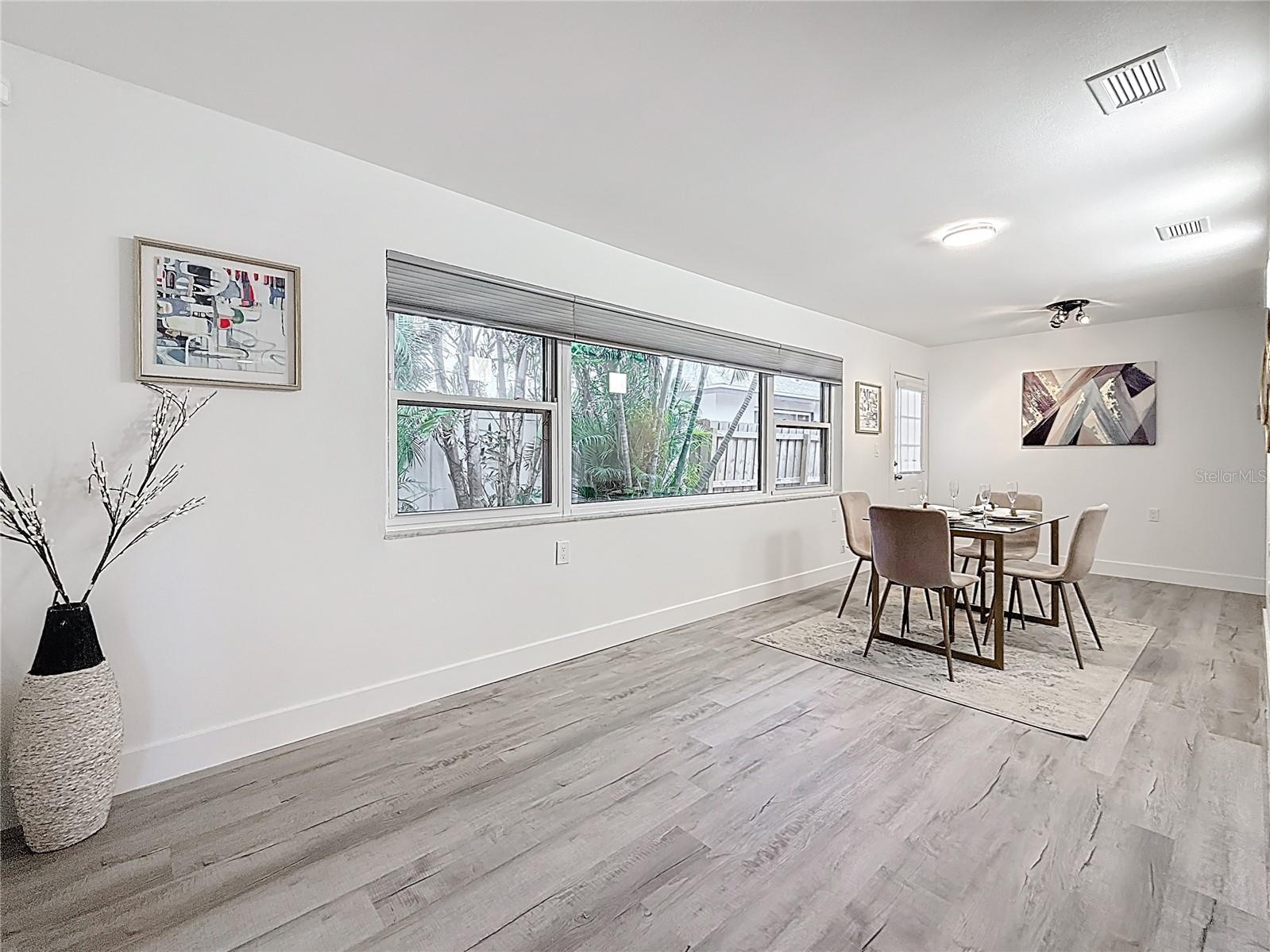 Image 22 of 65 For 7125 Shore Drive S