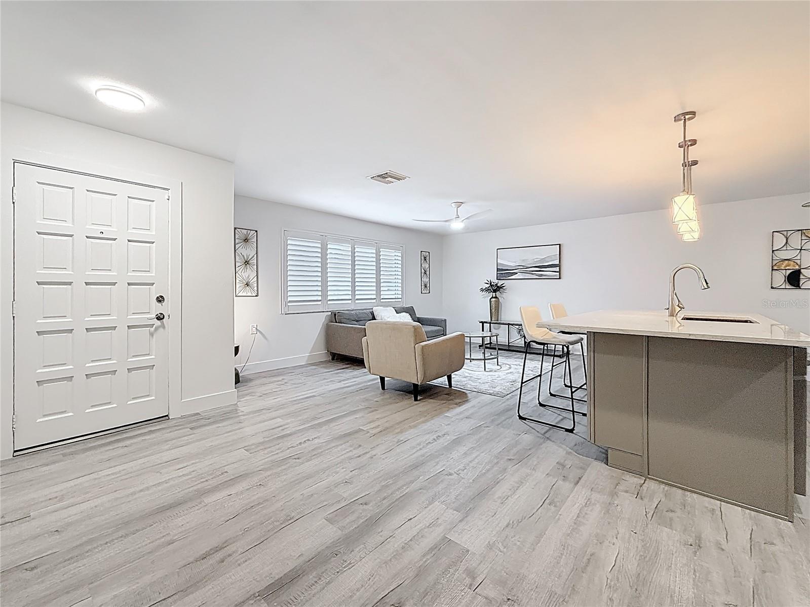 Image 25 of 65 For 7125 Shore Drive S