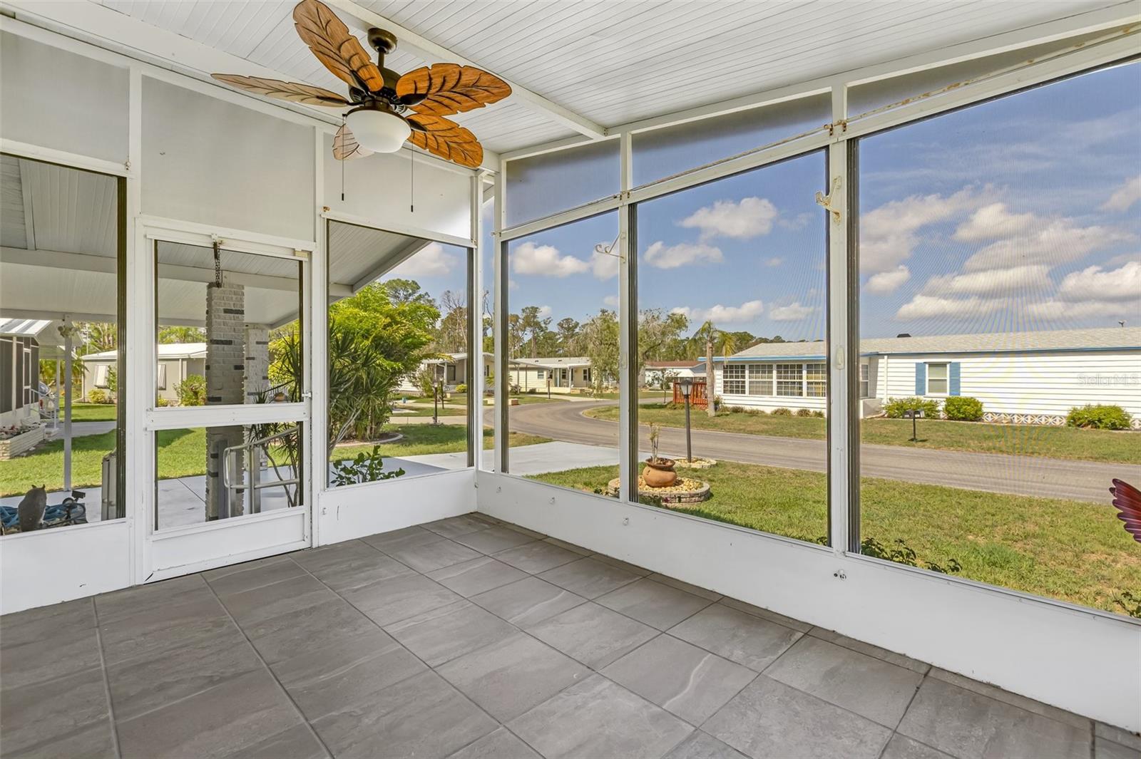 Image 16 of 82 For 865 Iglesia Drive