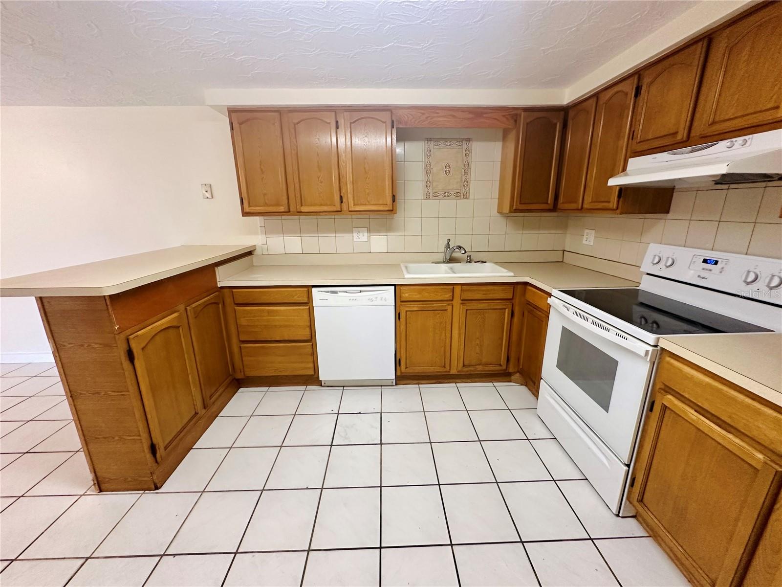 Image 6 of 20 For 4836 Daphne Street