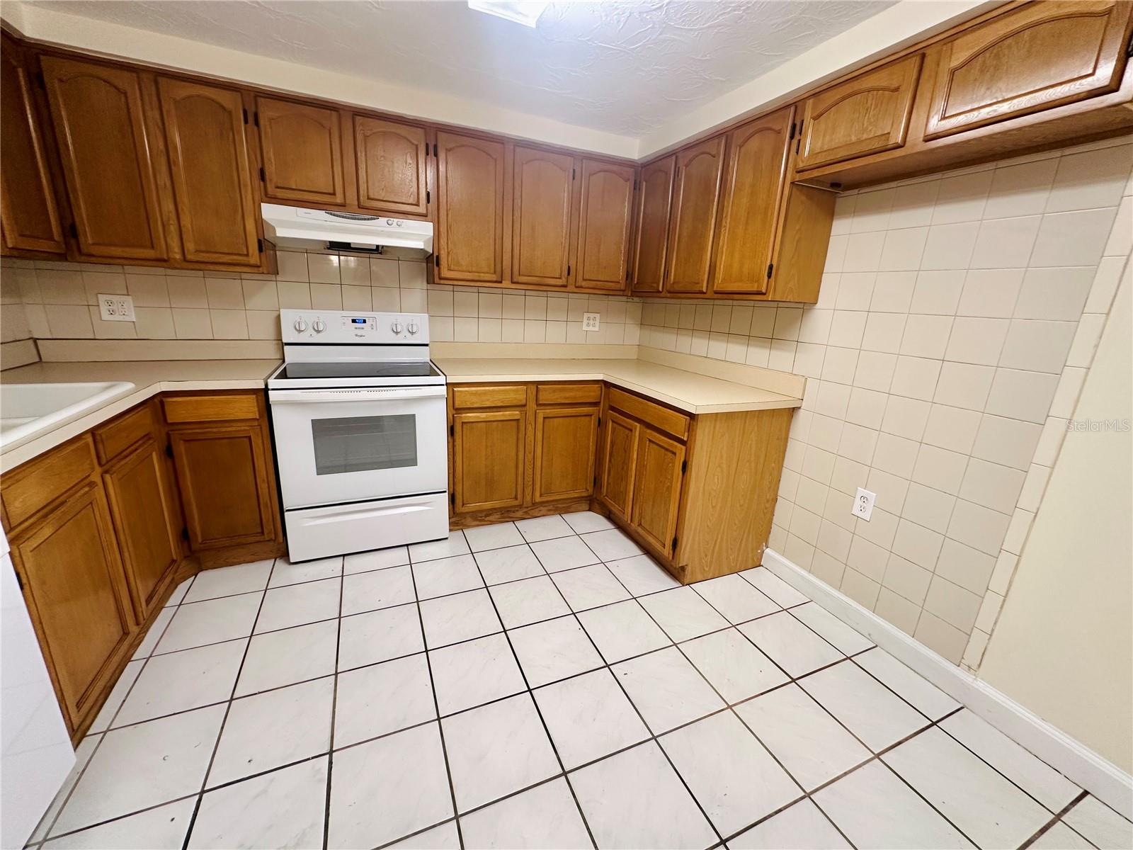 Image 7 of 20 For 4836 Daphne Street