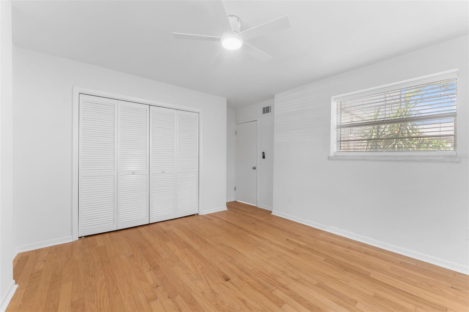 Image 12 of 32 For 125 8th Avenue Ne A