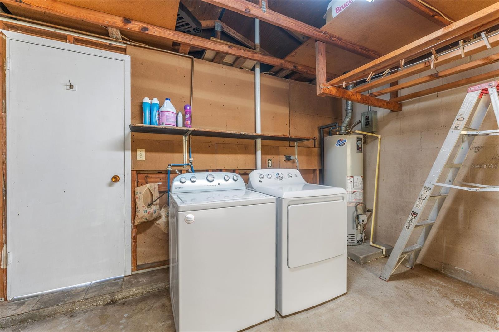 Image 23 of 32 For 125 8th Avenue Ne A