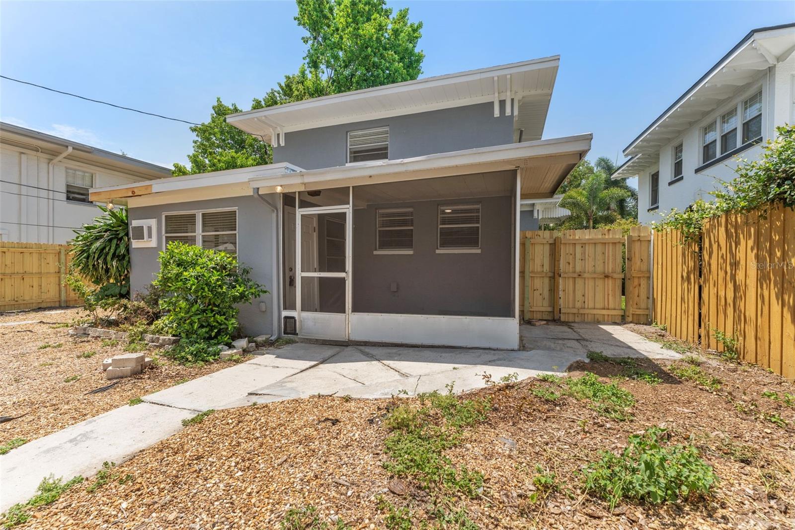 Image 25 of 32 For 125 8th Avenue Ne A