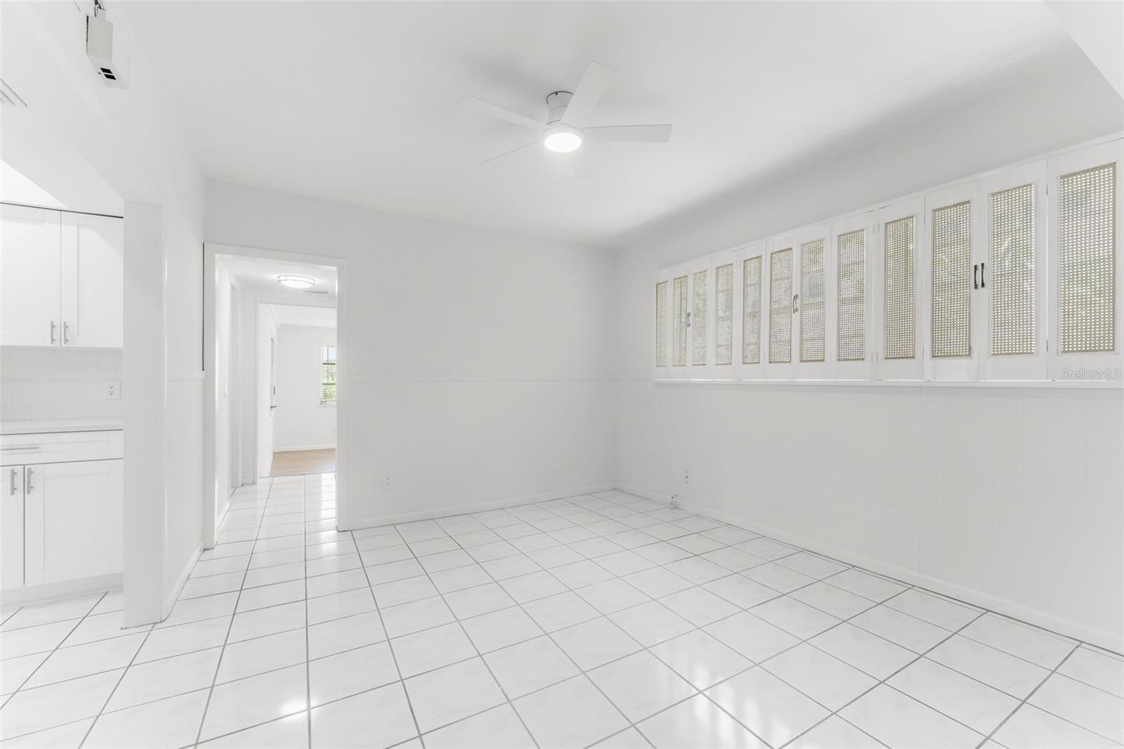 Image 6 of 32 For 125 8th Avenue Ne A