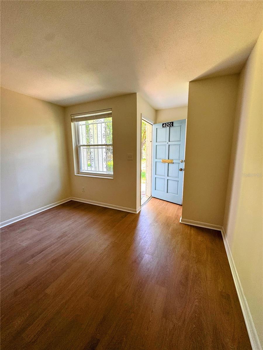 Image 3 of 31 For 4201 La Dega Court
