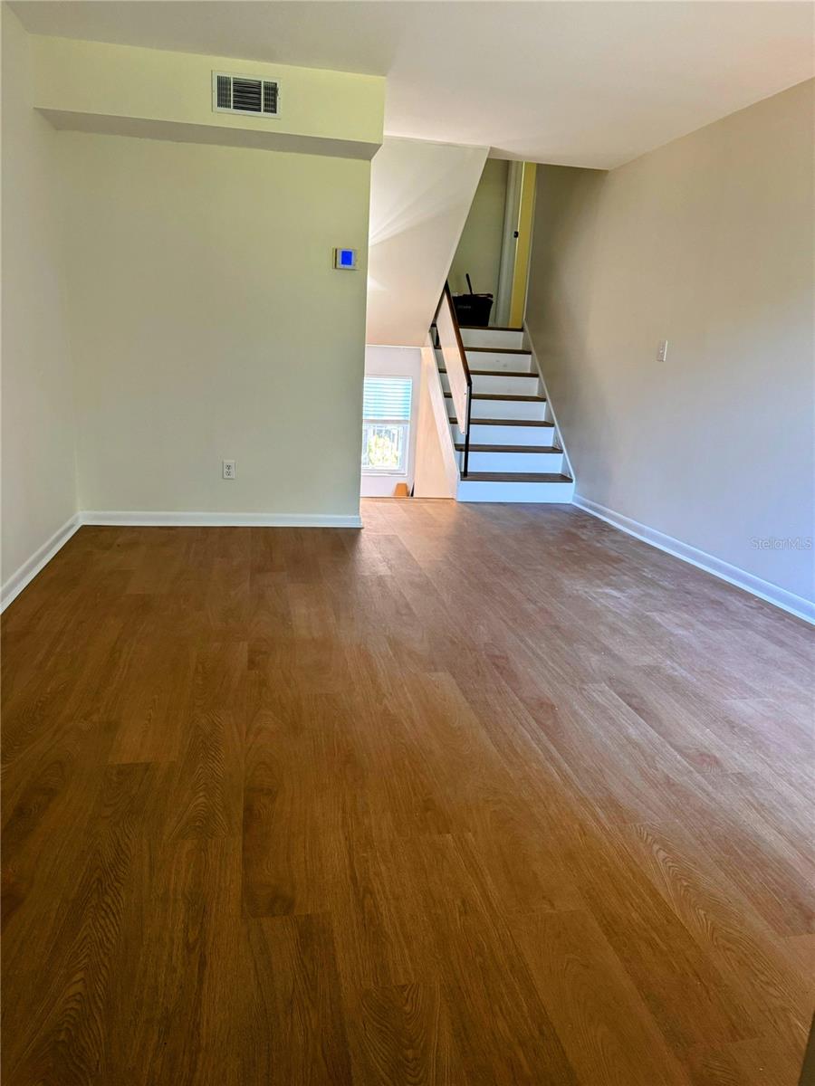 Image 6 of 31 For 4201 La Dega Court