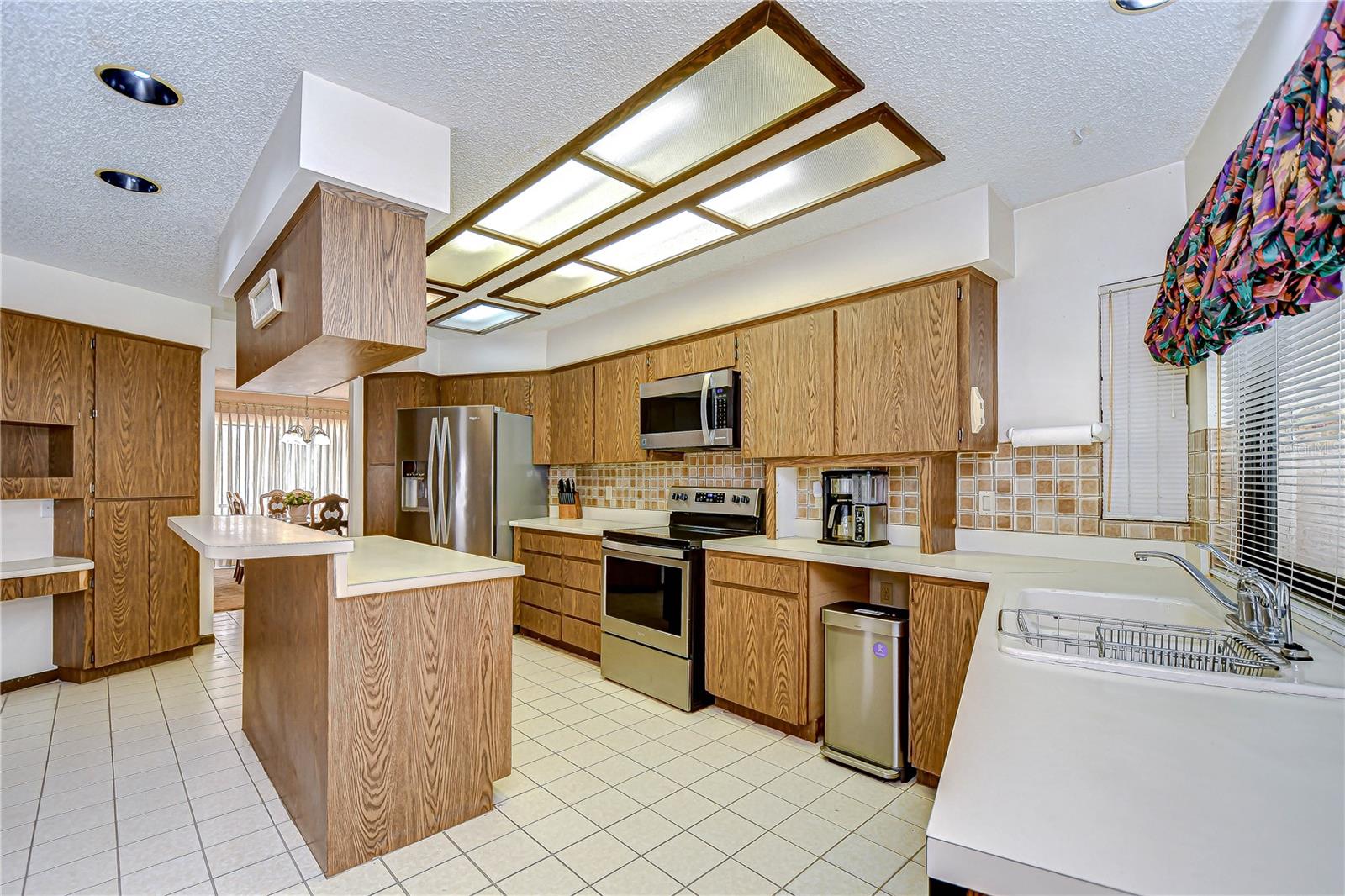 Image 10 of 45 For 13903 Wolcott Drive