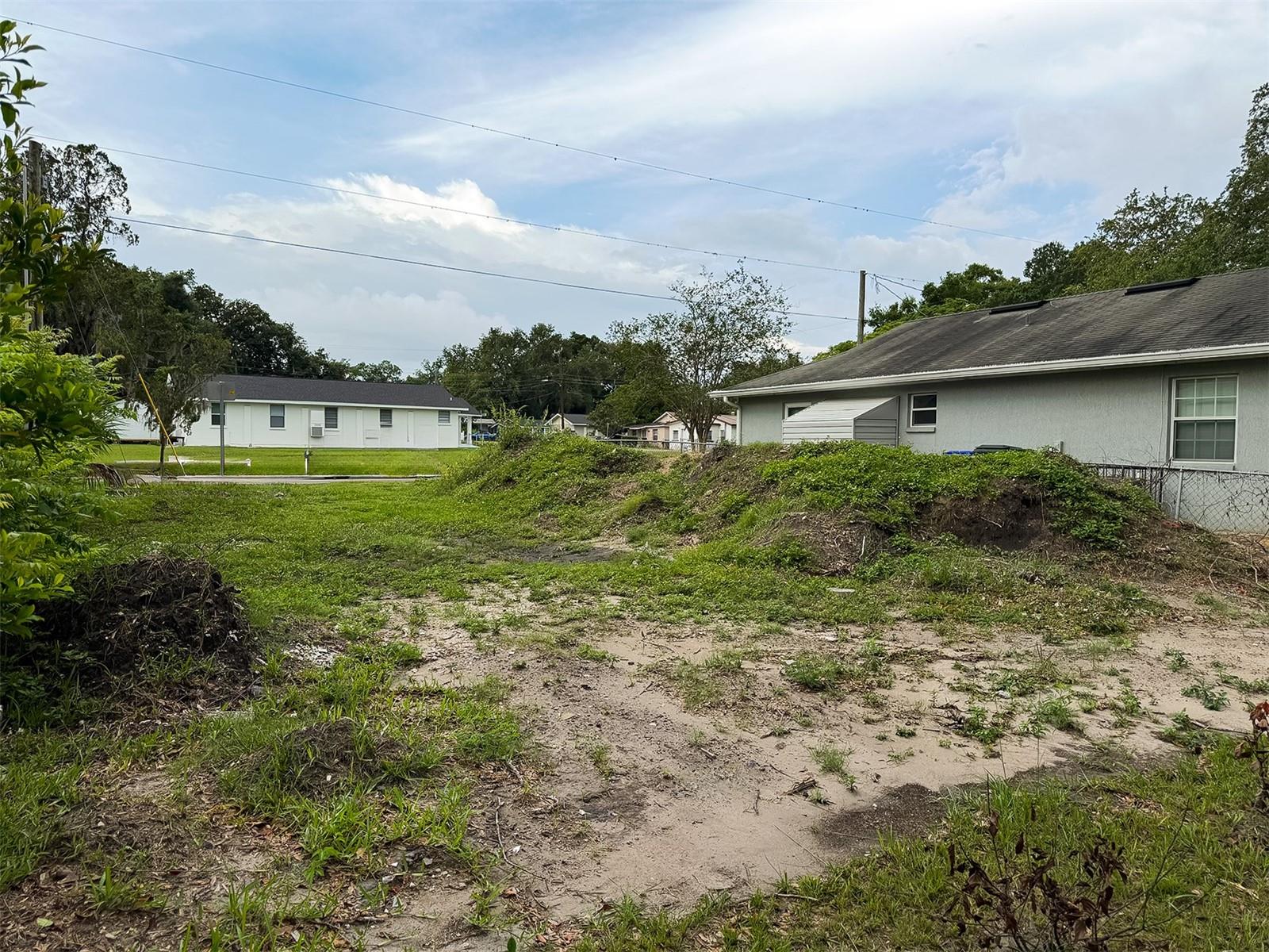 Image 4 of 6 For 717 13th Street
