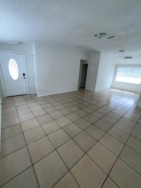 Image 4 of 20 For 9106 Telford Court