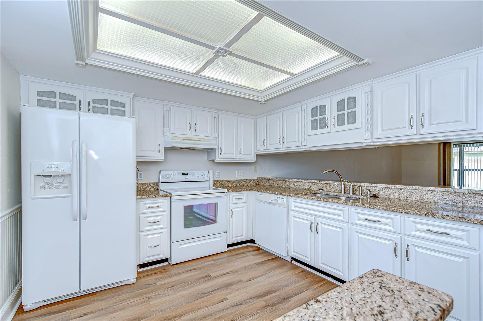 Image 12 of 42 For 6550 Teak Court