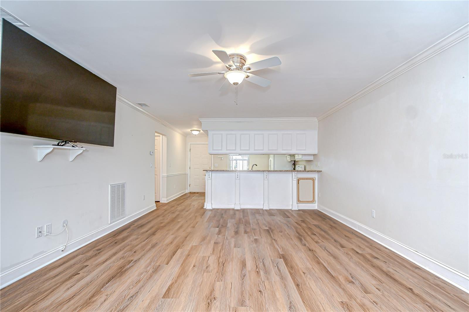 Image 18 of 42 For 6550 Teak Court