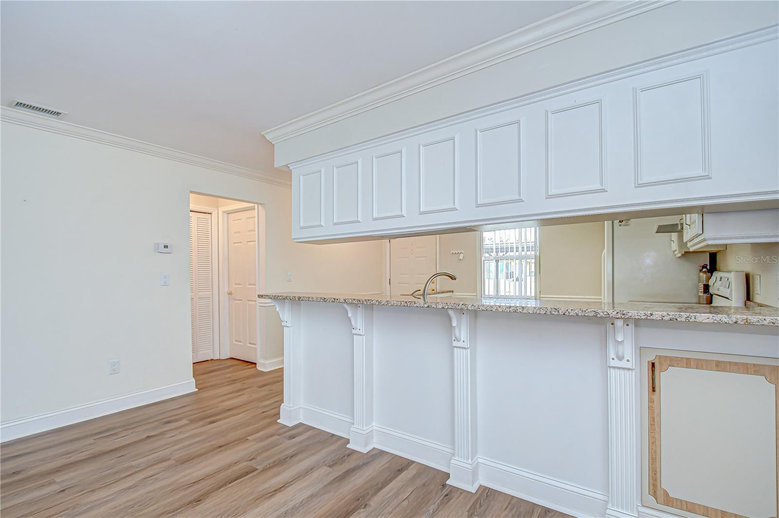 Image 21 of 42 For 6550 Teak Court