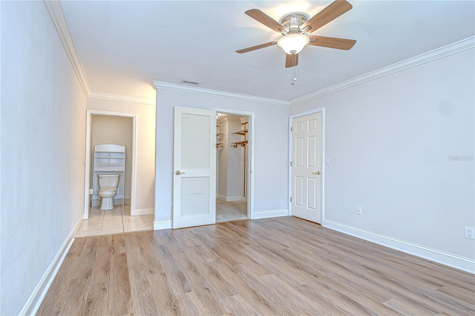 Image 25 of 42 For 6550 Teak Court