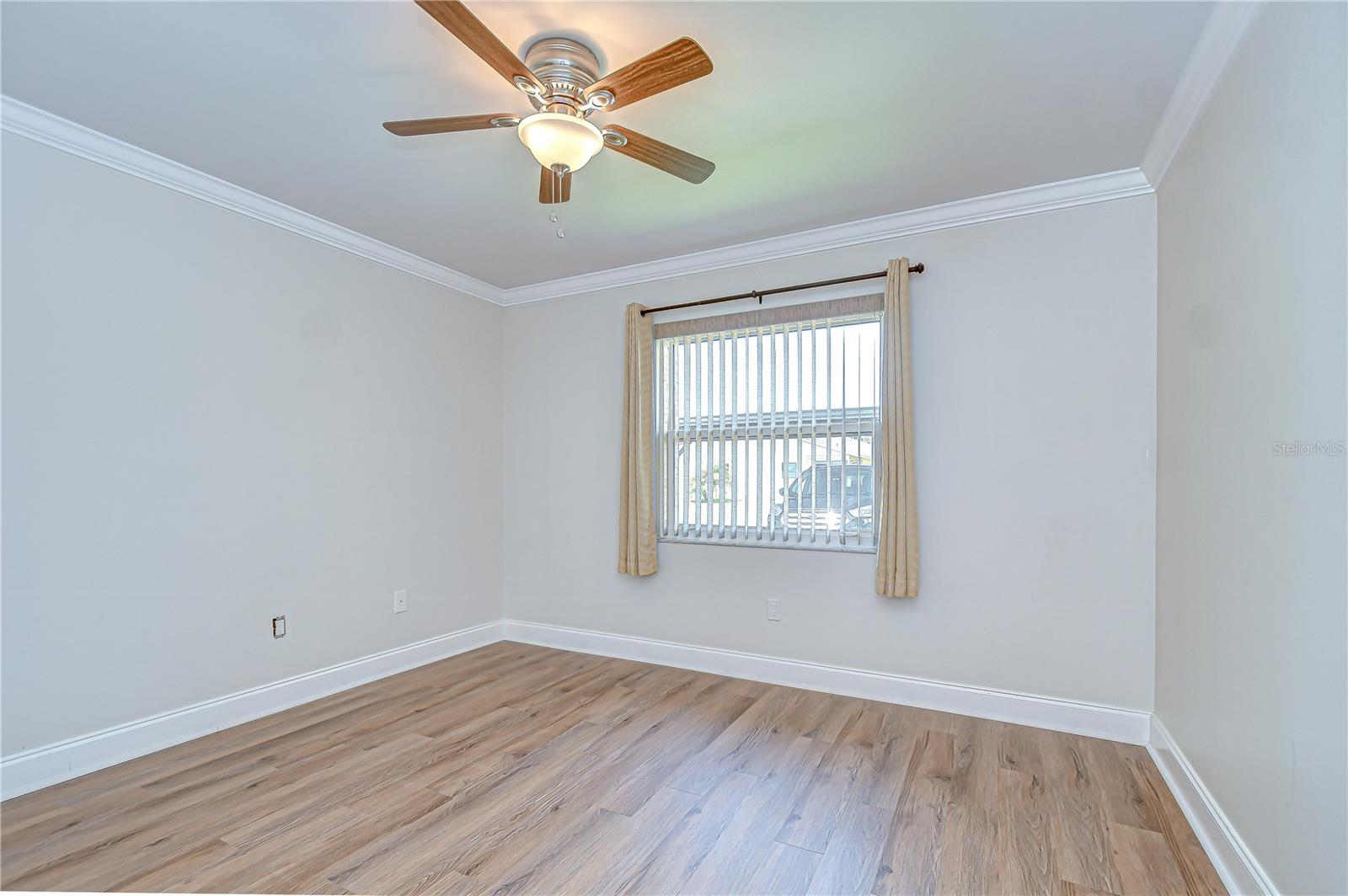 Image 29 of 42 For 6550 Teak Court