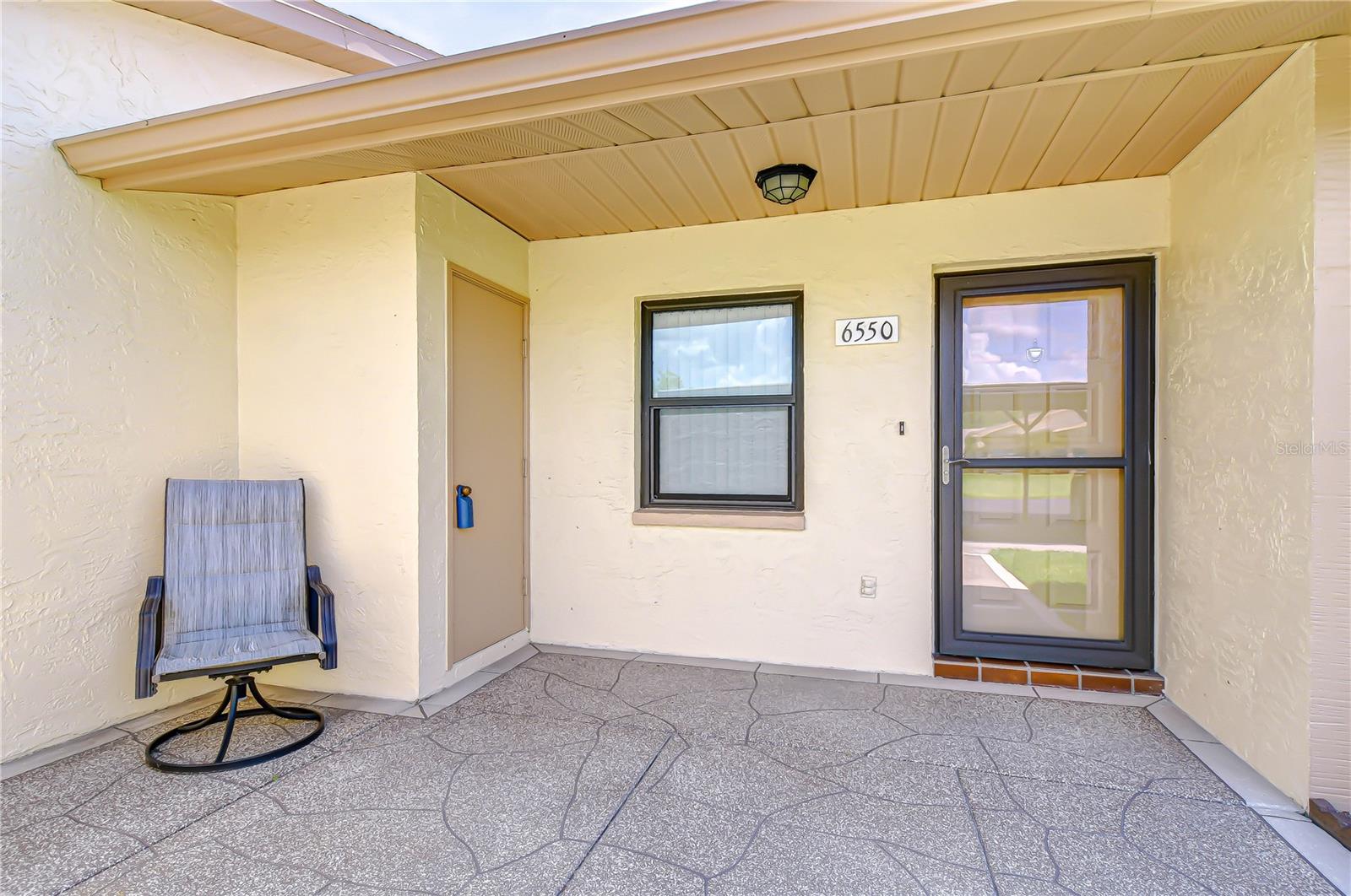 Image 7 of 42 For 6550 Teak Court