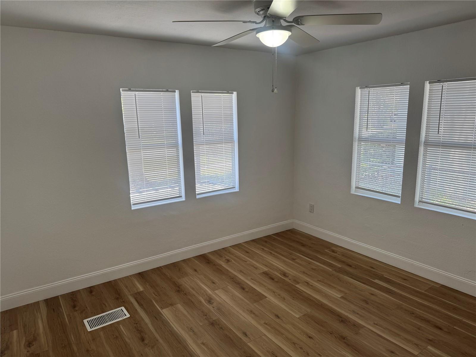 Image 13 of 17 For 1371 14th Street