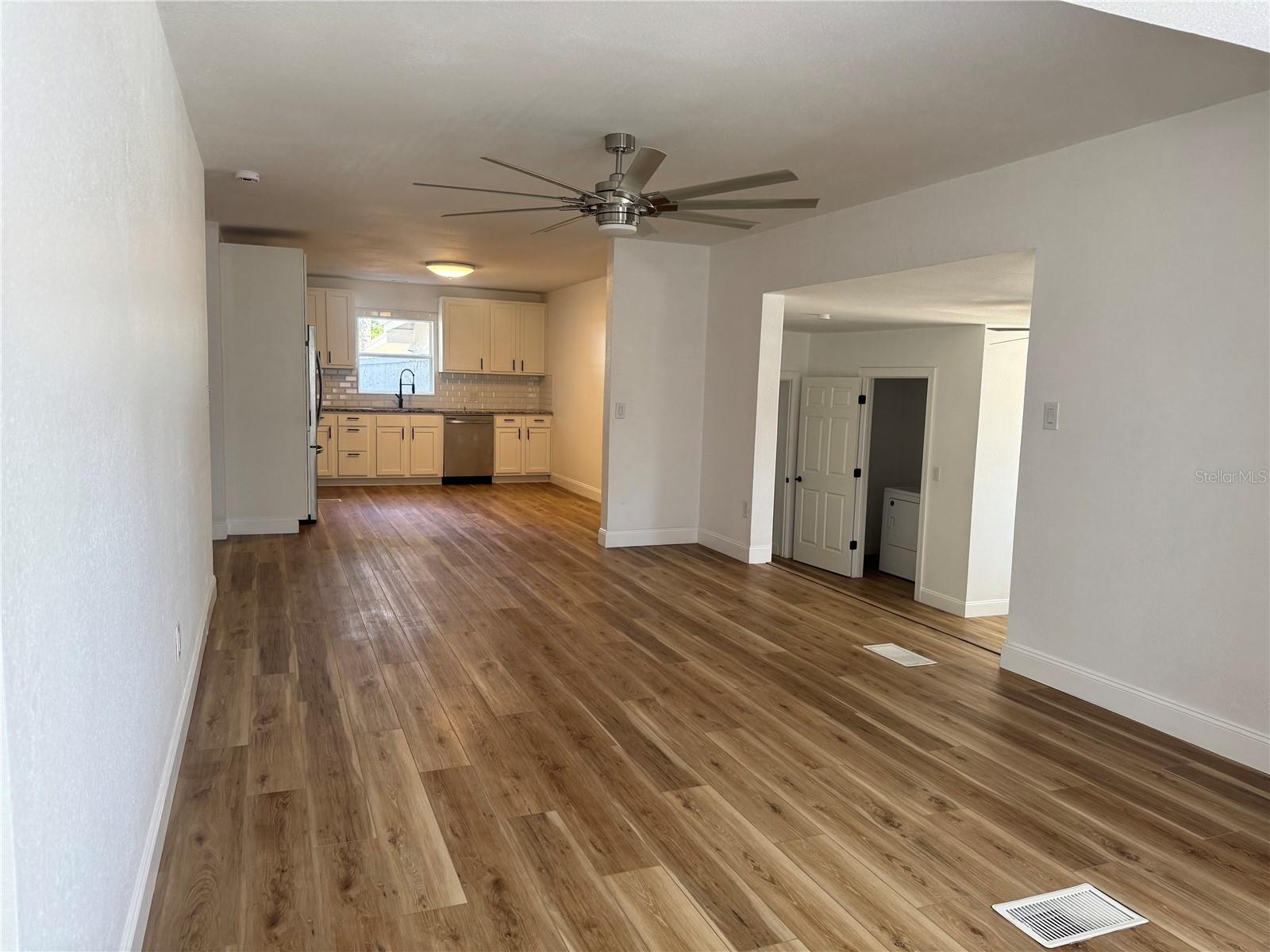 Image 5 of 17 For 1371 14th Street