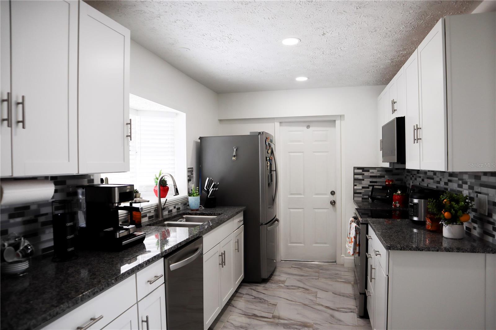 Image 11 of 32 For 6508 Lenore Drive