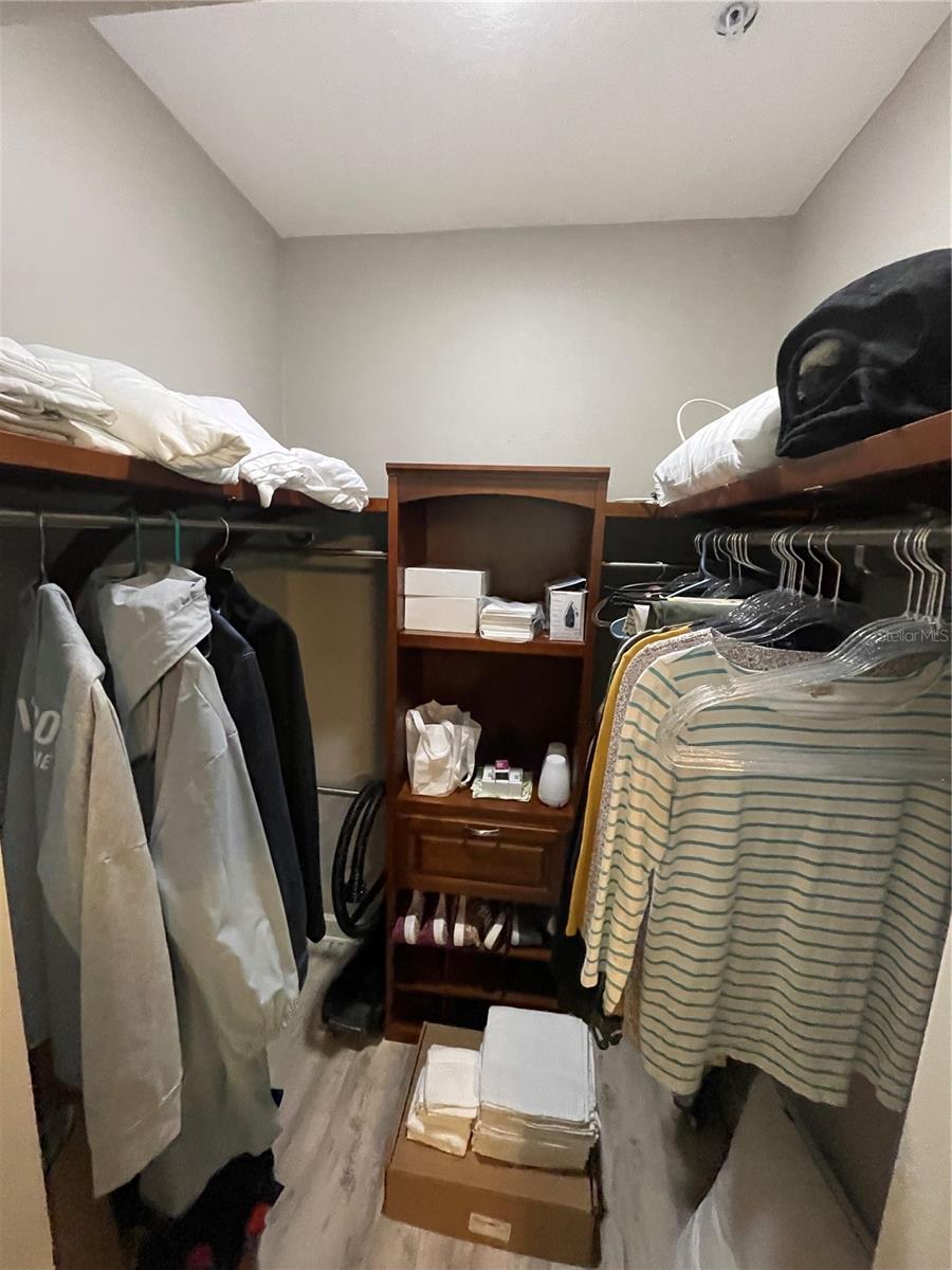 Image 18 of 23 For 10764 70th Avenue 4102