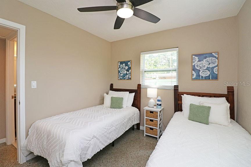 Image 23 of 27 For 7401 13th Avenue N