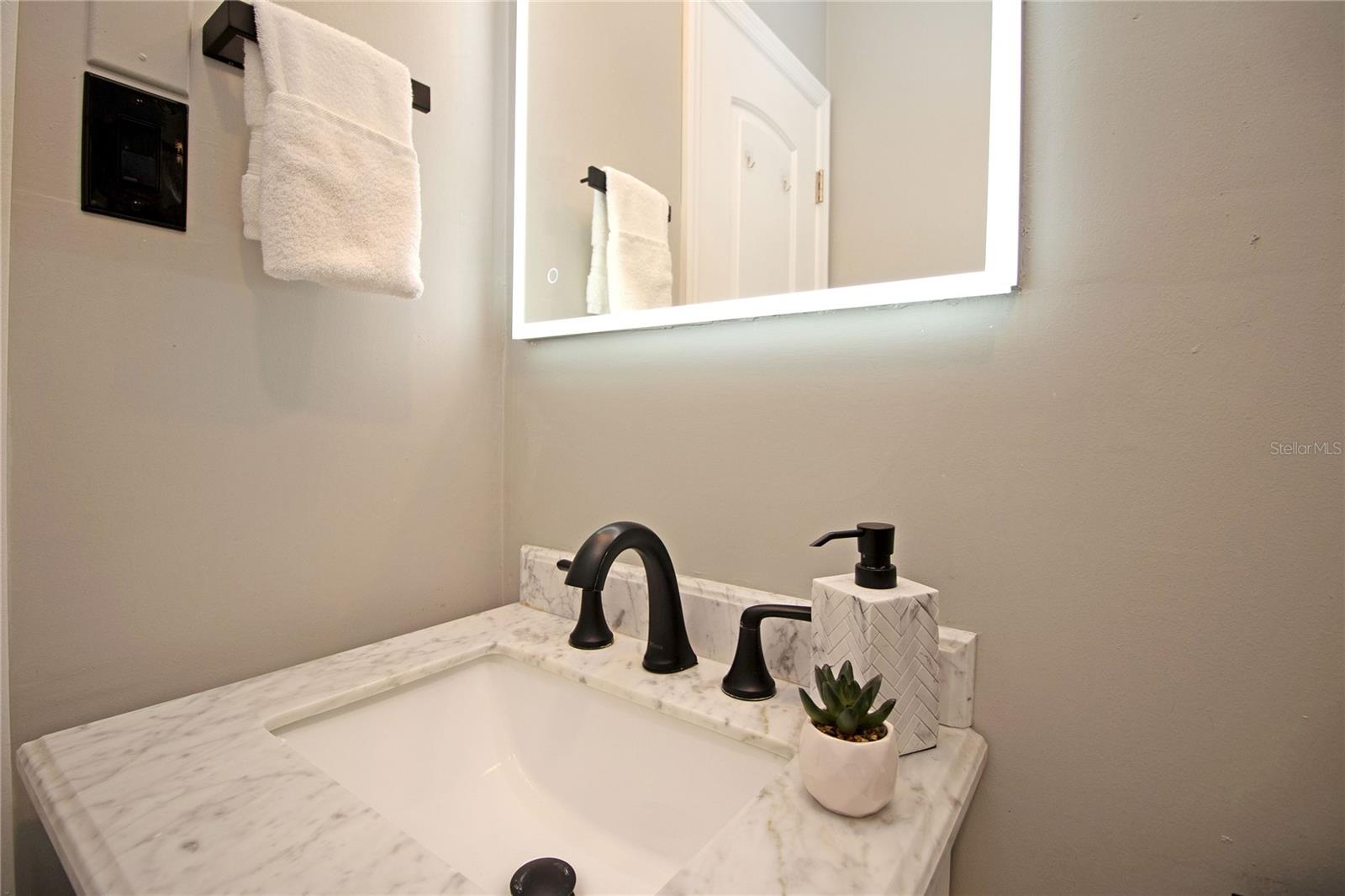 Image 25 of 27 For 7401 13th Avenue N