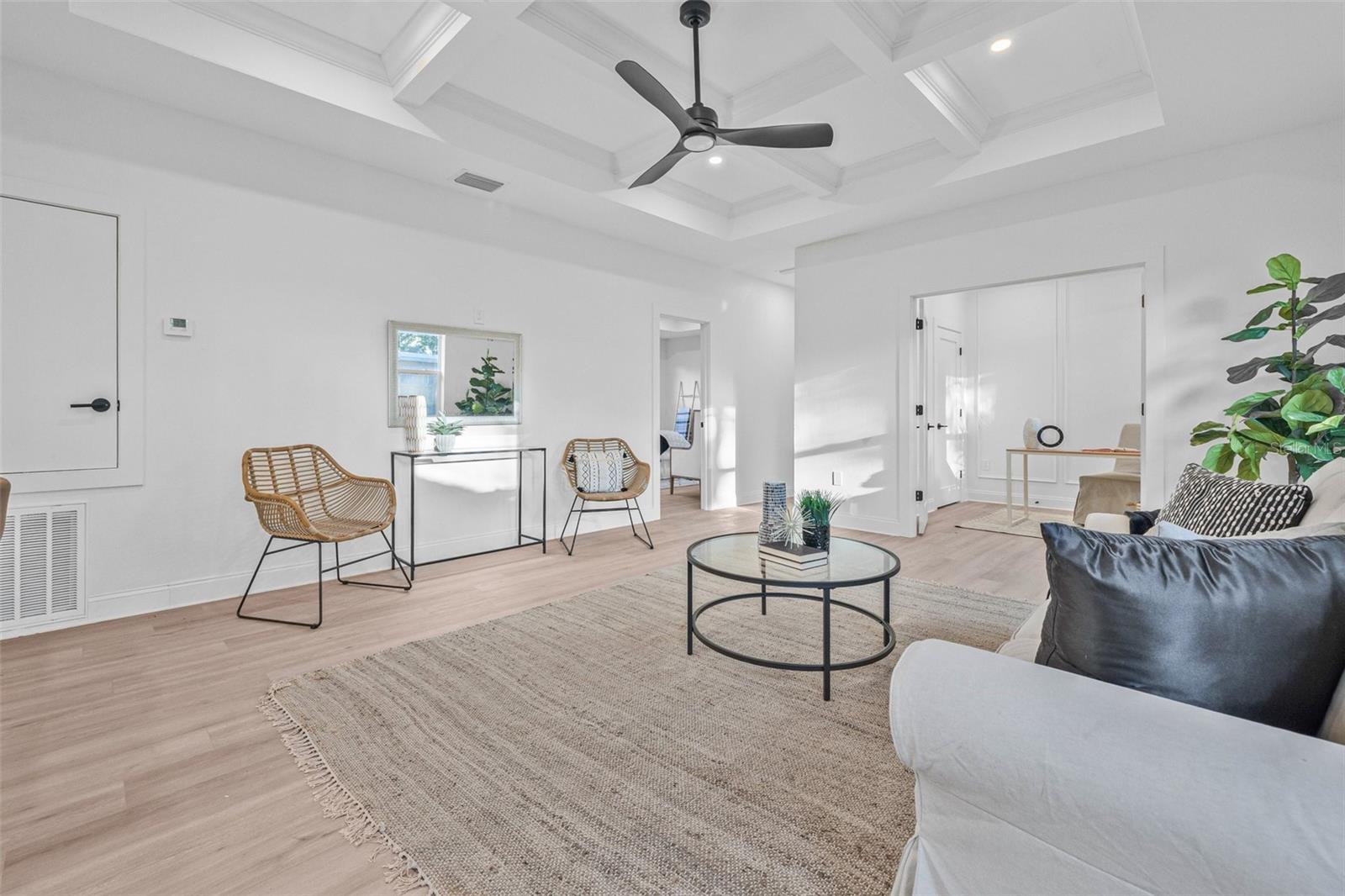 Image 11 of 34 For 1052 55th Avenue N
