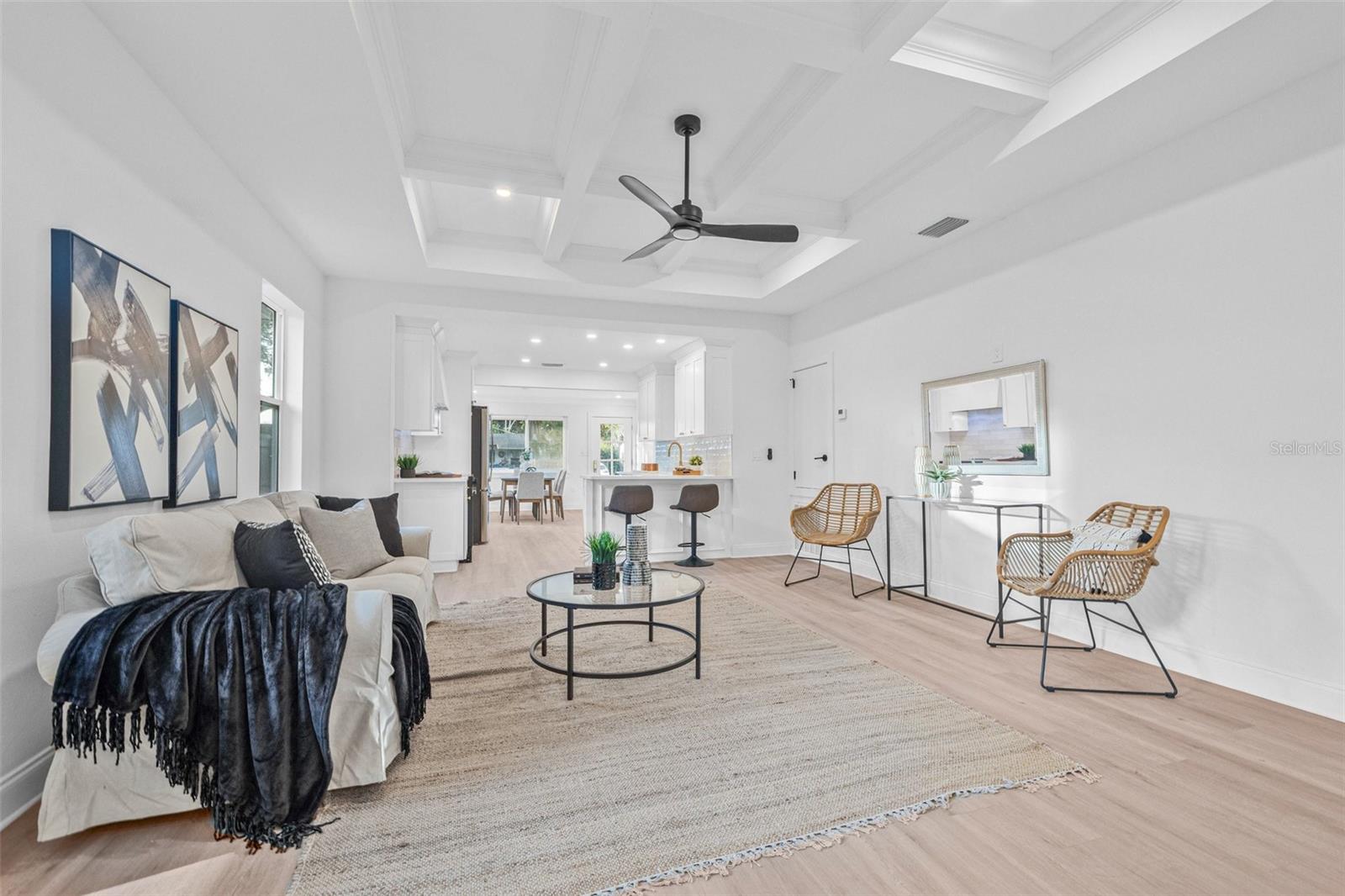 Image 15 of 34 For 1052 55th Avenue N