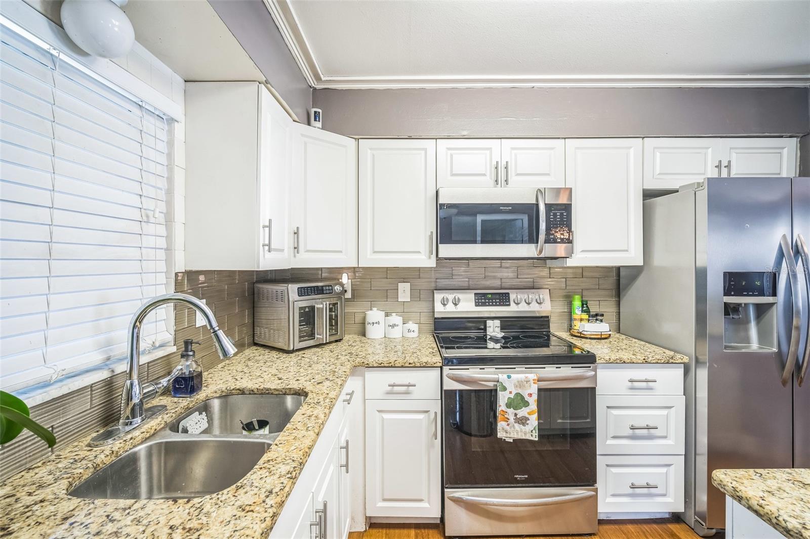 Image 10 of 22 For 9029 109th Avenue