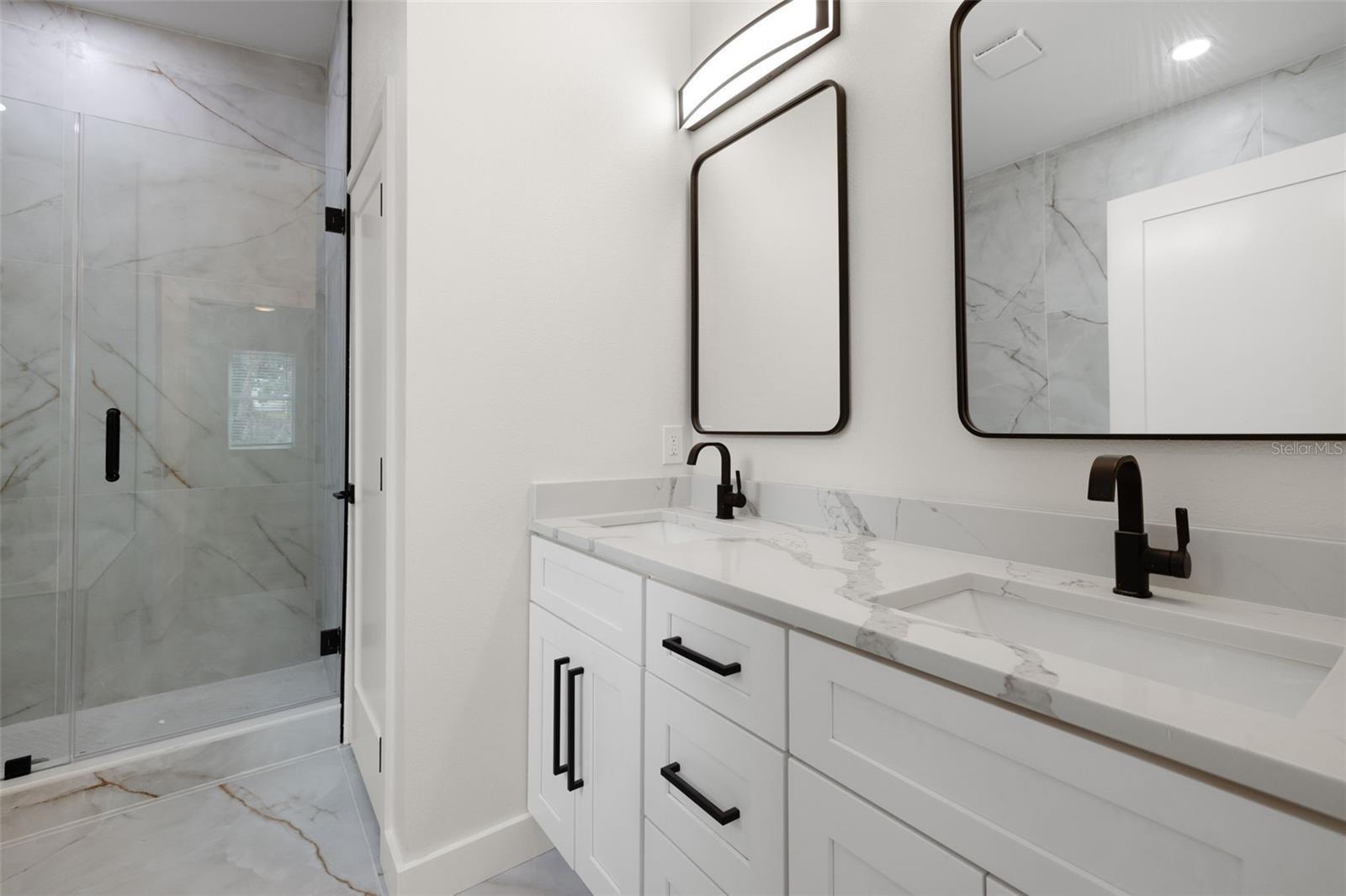 Image 11 of 19 For 1625 39th Street S