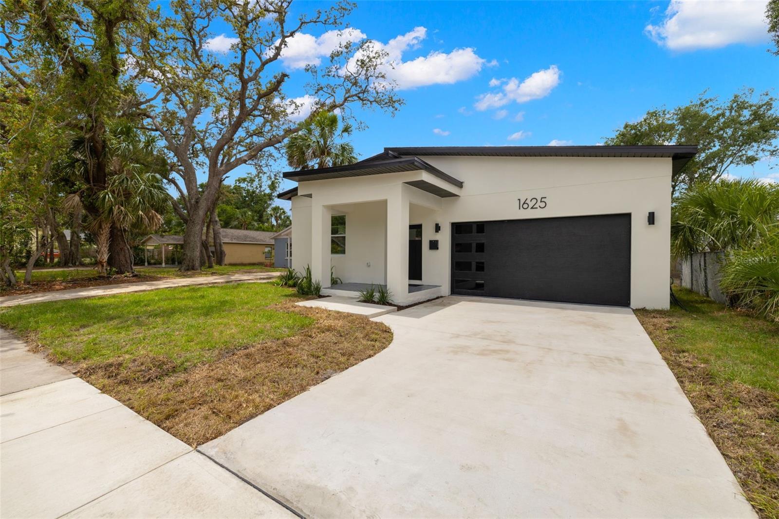 Image 19 of 19 For 1625 39th Street S