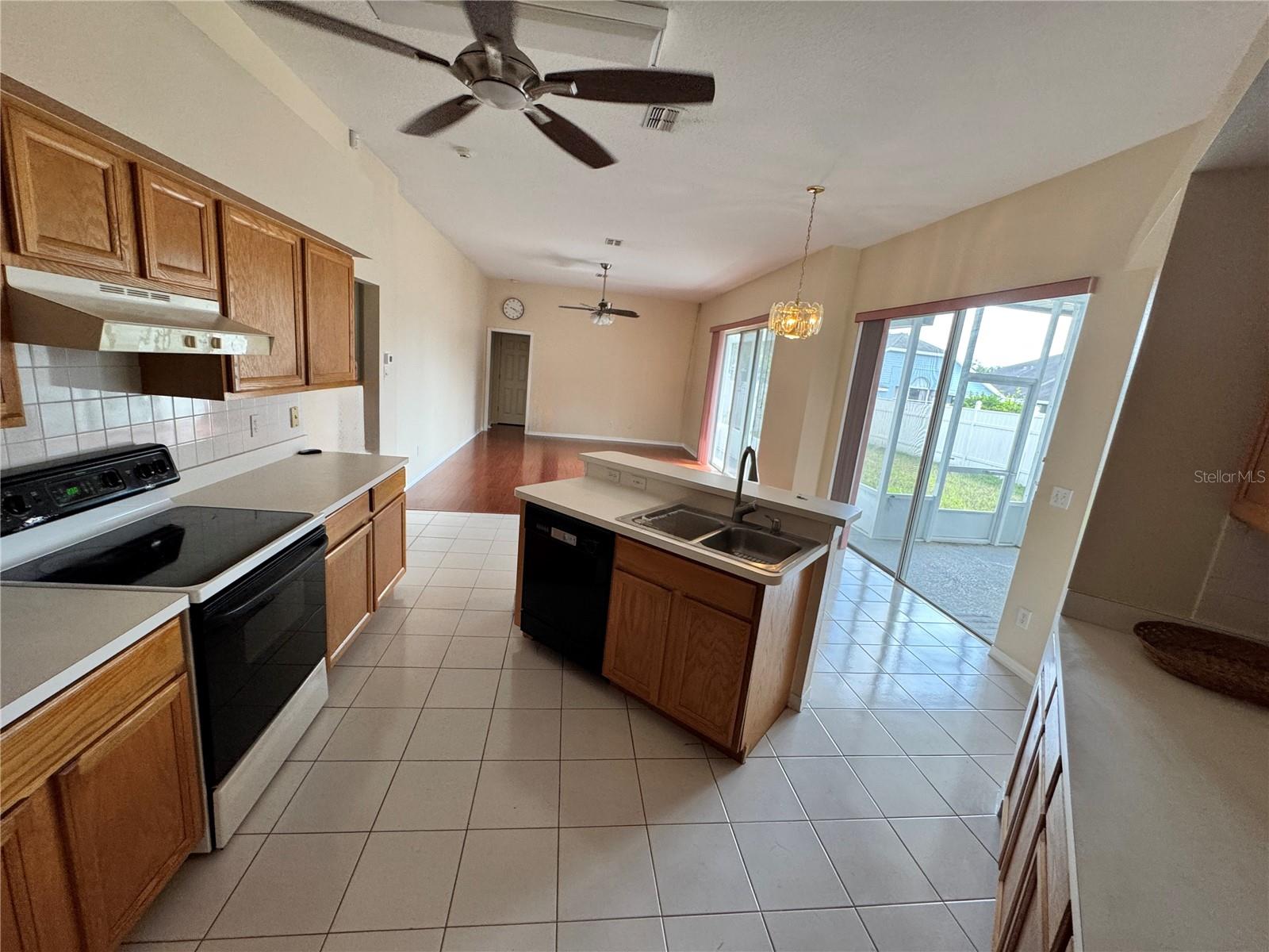 Image 18 of 27 For 6213 Ashfield Place
