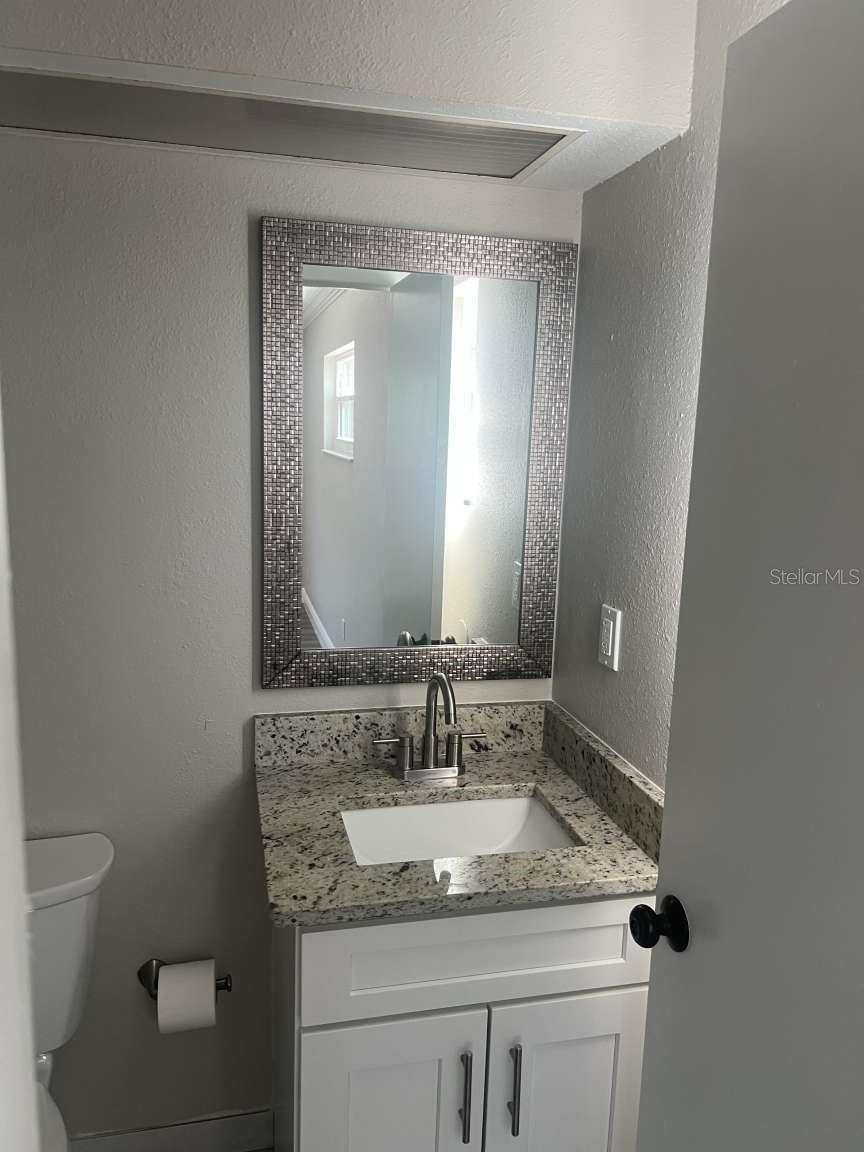 Image 10 of 17 For 639 48th Avenue N