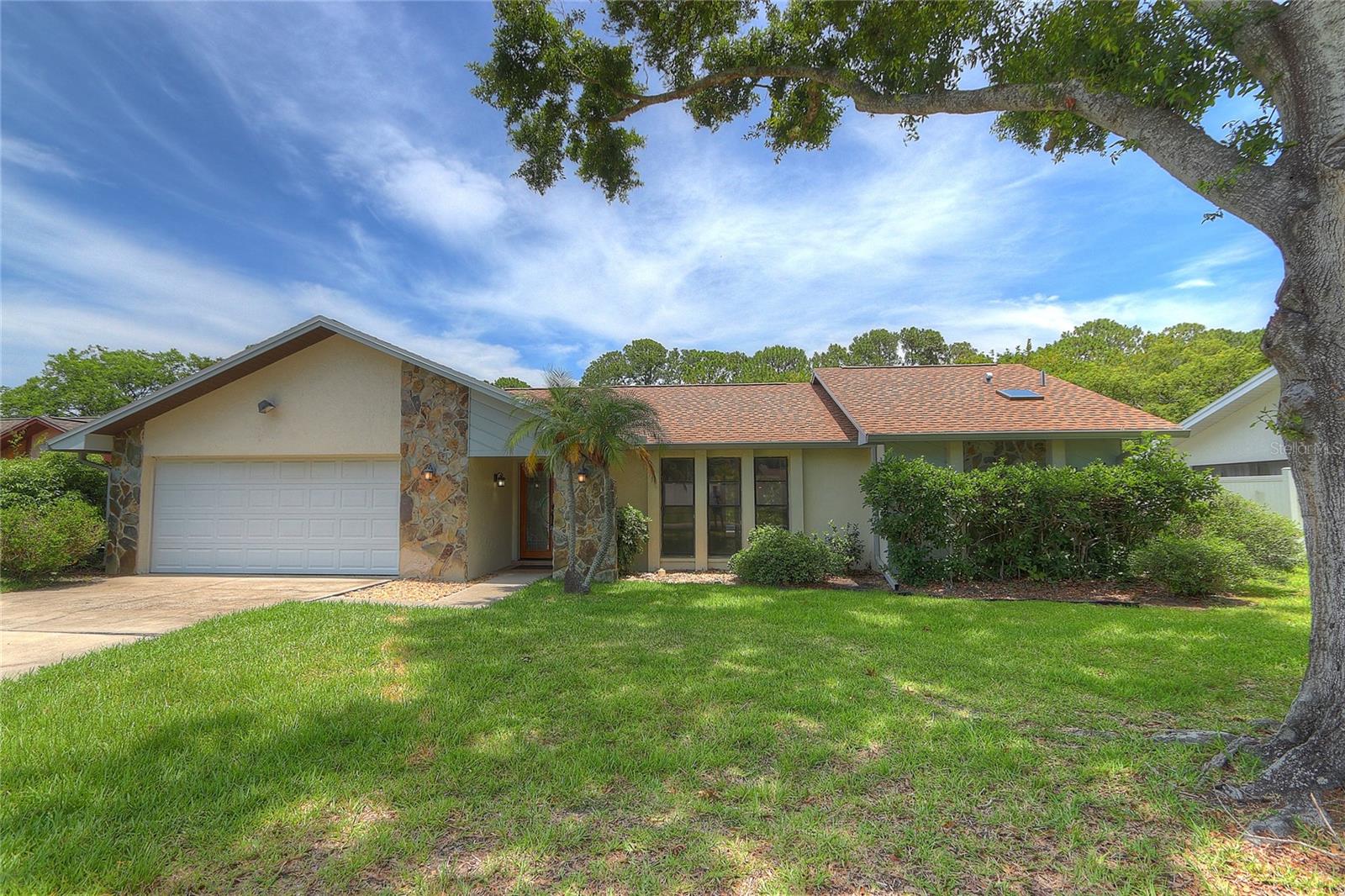 Details for 313 Oak Crest Drive, SAFETY HARBOR, FL 34695