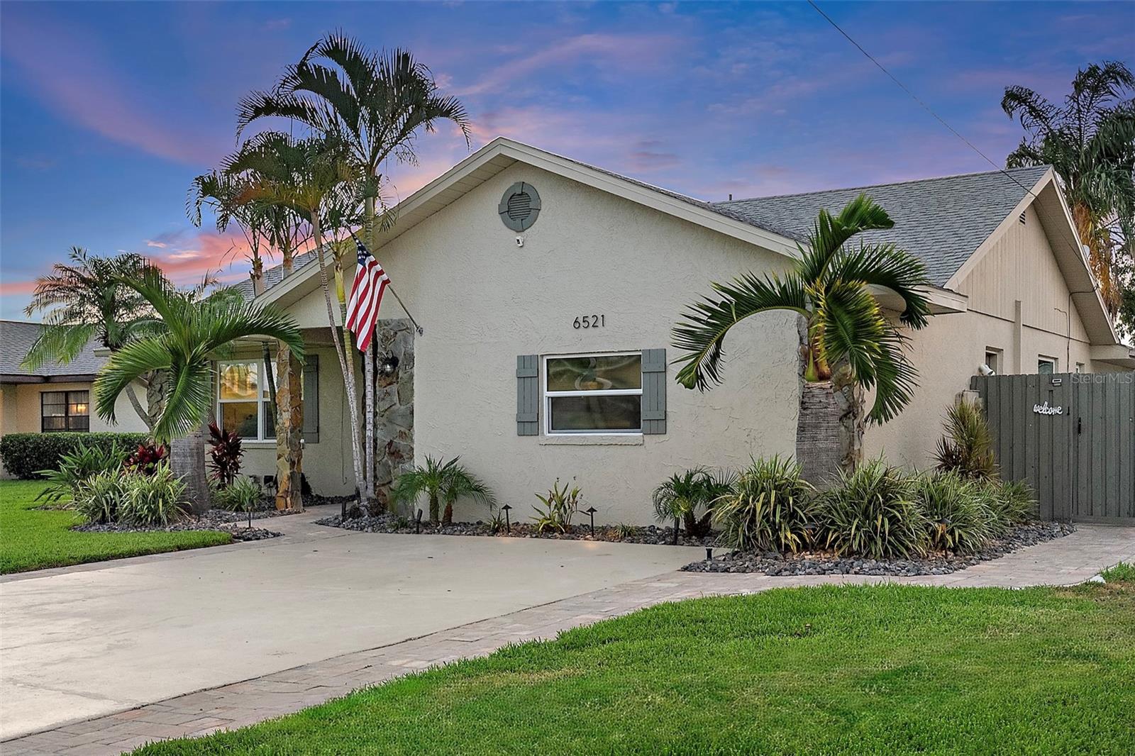 Details for 6521 69th Avenue N, PINELLAS PARK, FL 33781