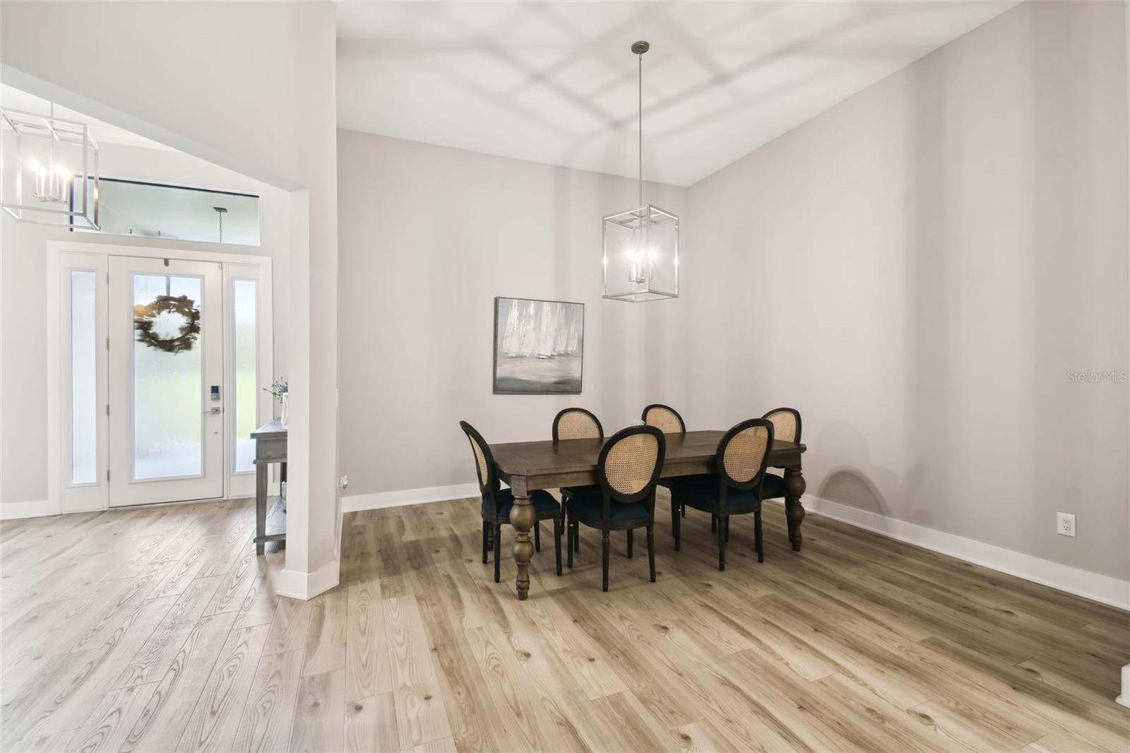 Image 11 of 62 For 13334 Oldenburg Drive