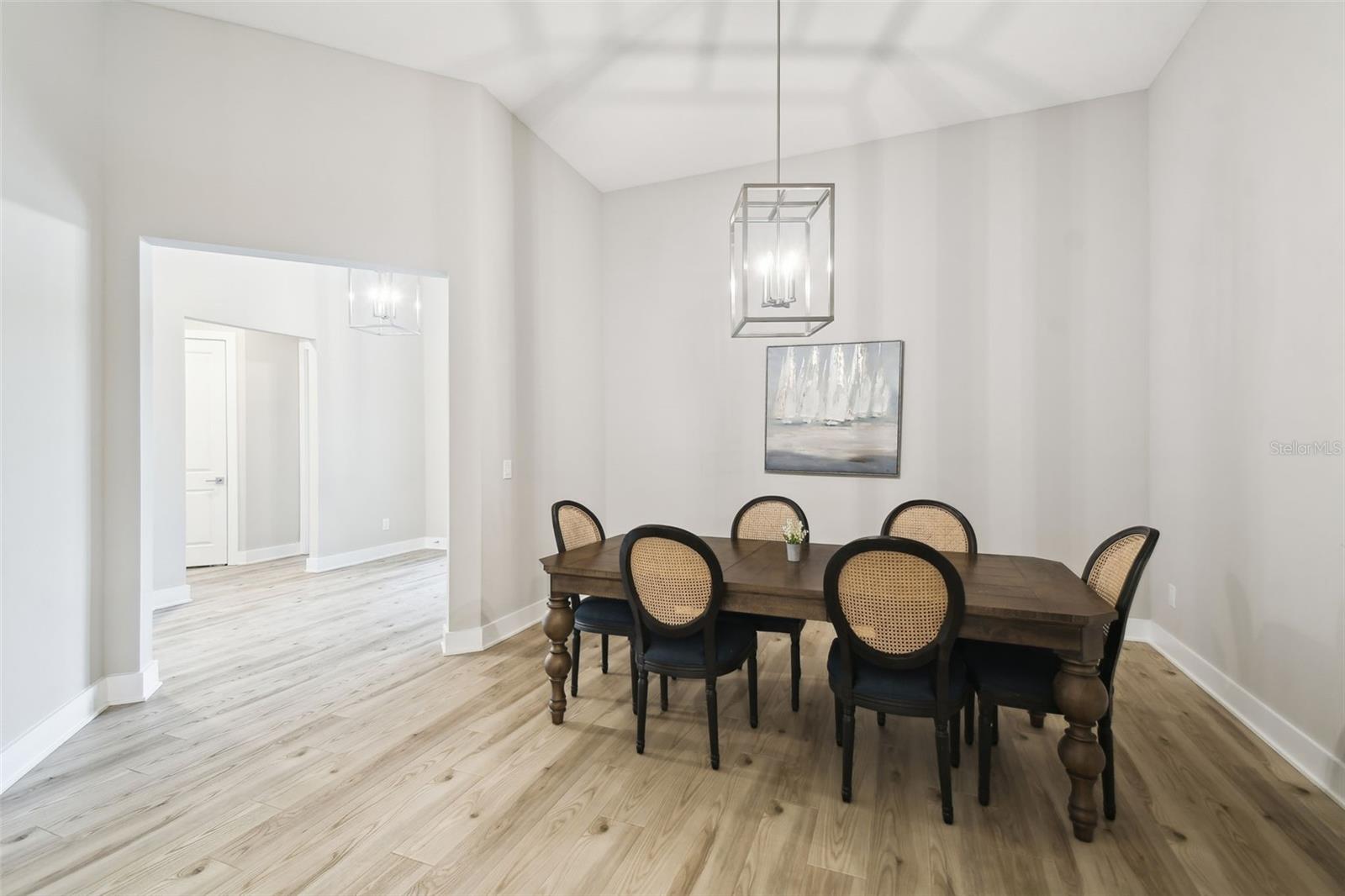 Image 12 of 62 For 13334 Oldenburg Drive