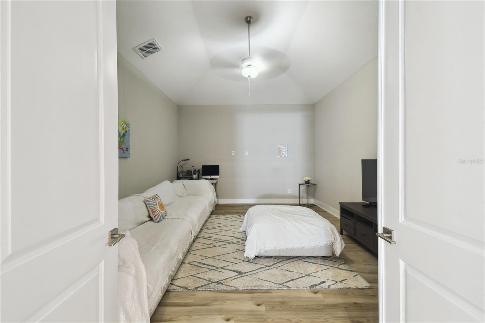 Image 36 of 62 For 13334 Oldenburg Drive