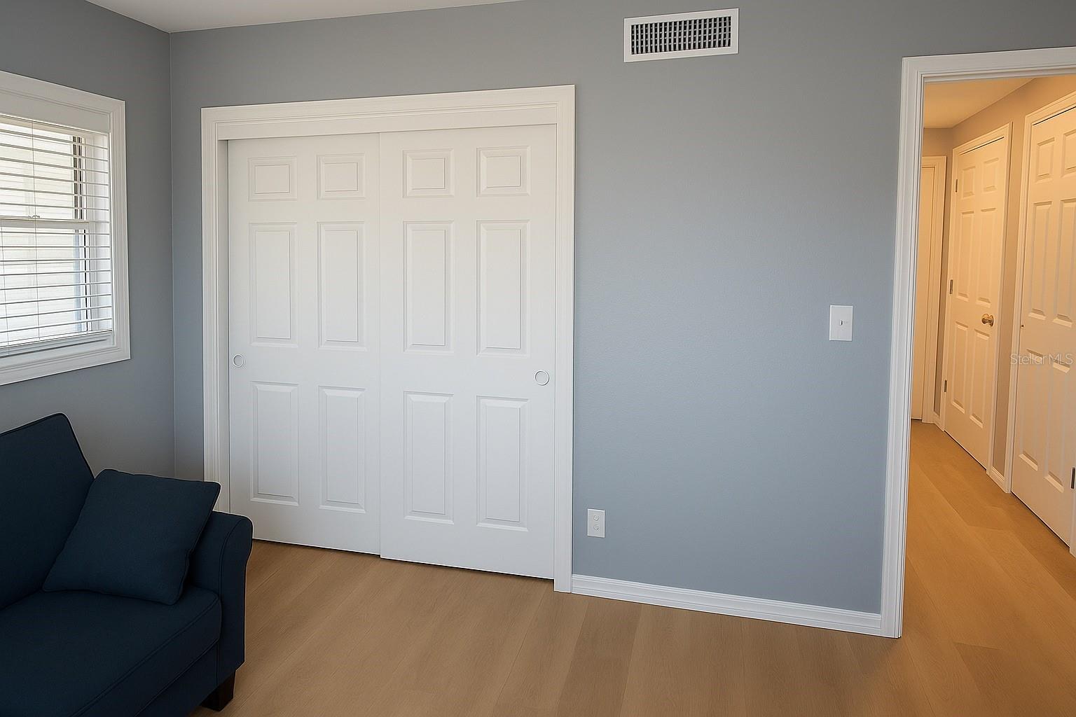 Image 20 of 35 For 6527 West Shore Circle