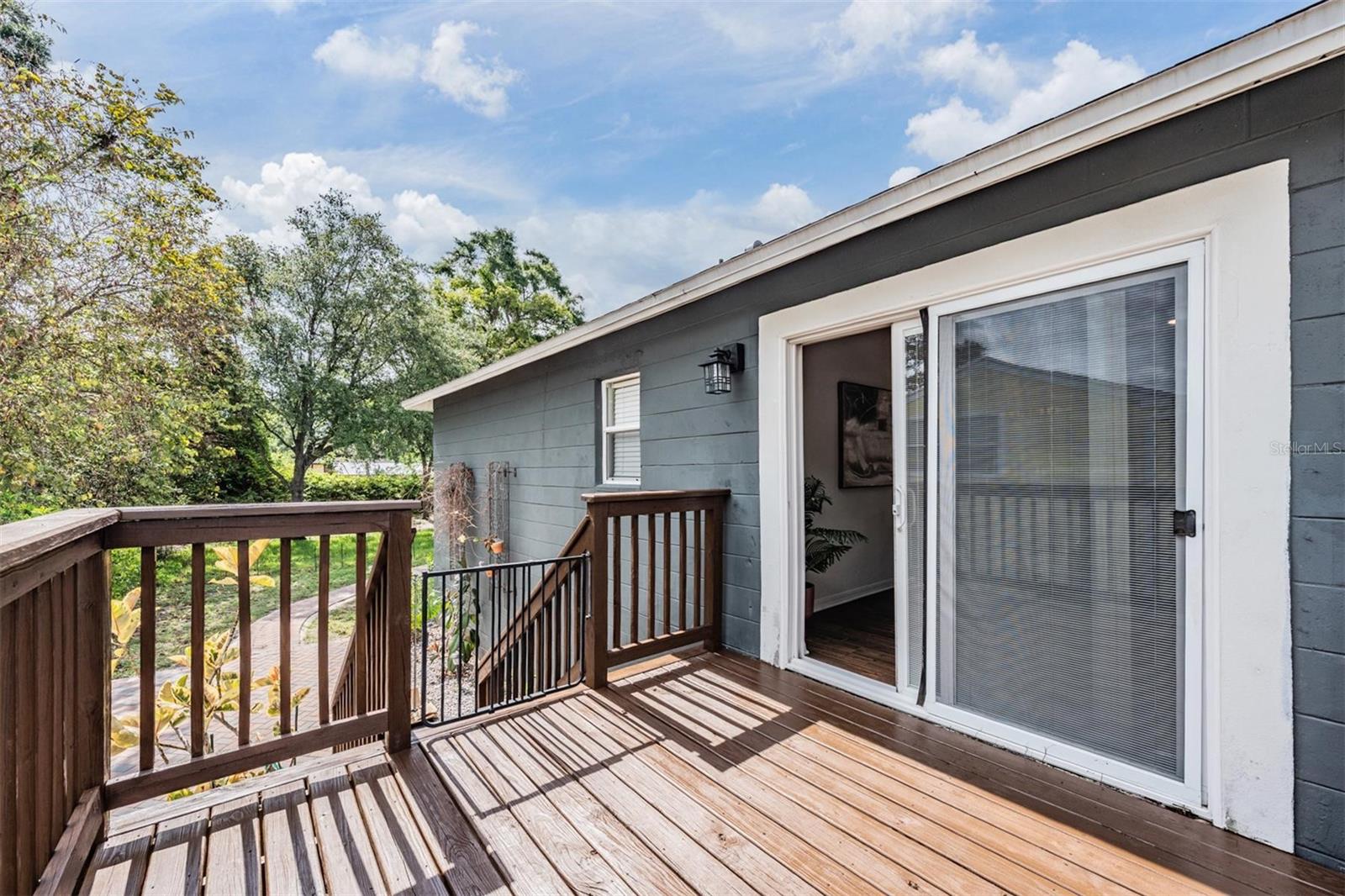 Listing photo id 21 for 4205 Suwanee Avenue