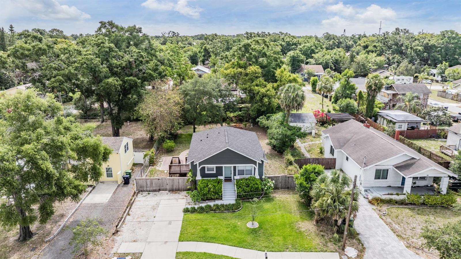 Listing photo id 27 for 4205 Suwanee Avenue