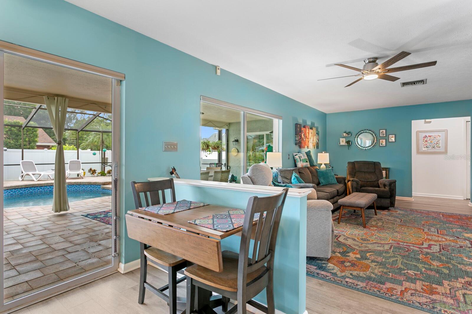 Image 11 of 58 For 13810 Lake Village Place