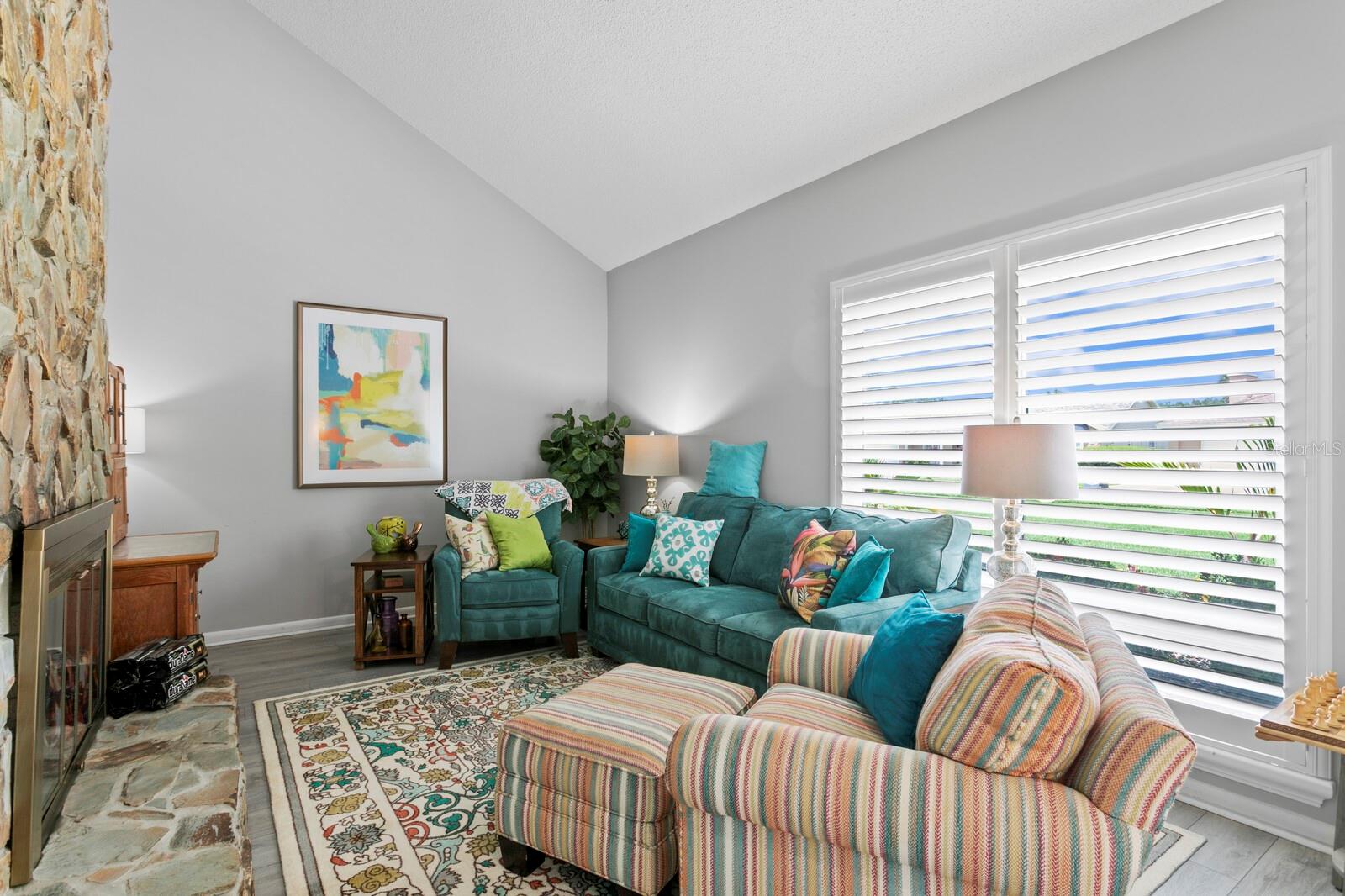 Image 13 of 58 For 13810 Lake Village Place