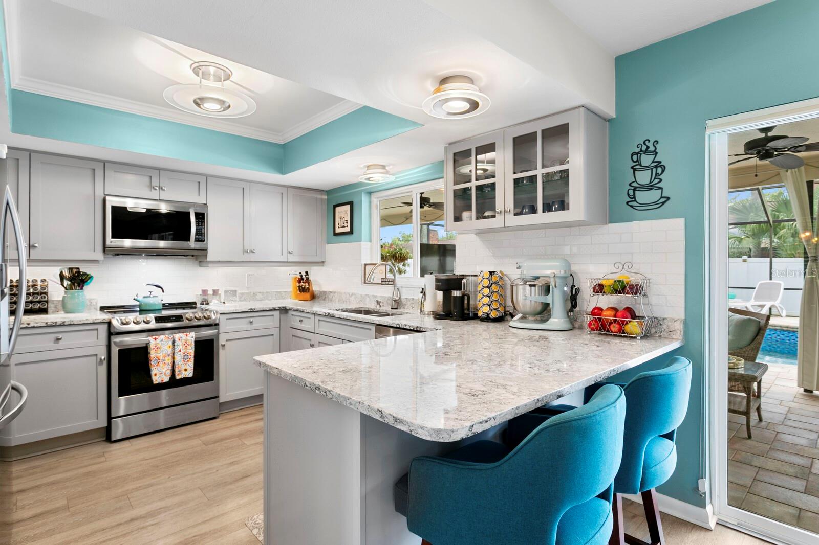 Image 3 of 58 For 13810 Lake Village Place