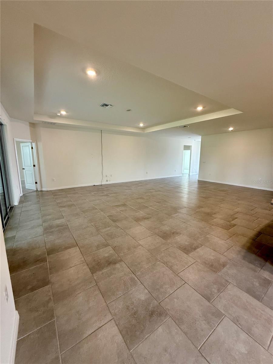 Image 4 of 28 For 3504 Crooked River Drive